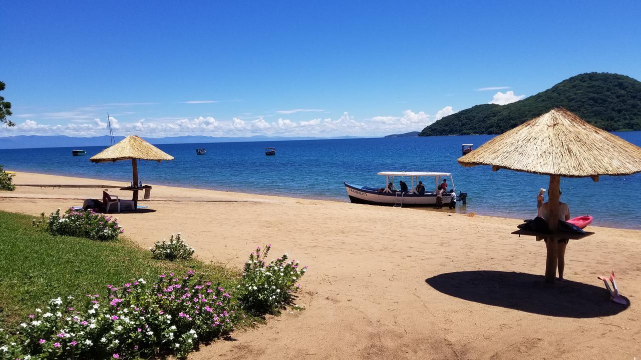 Tranquilo Resorts Cape Maclear ภายนอก รูปภาพ